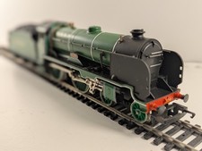 Hornby R380 – 4-4-0 Schools
