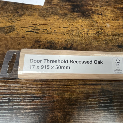 Recessed oak door threshold - door, 17