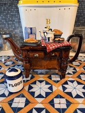 Cardew Baking Day Teapot With