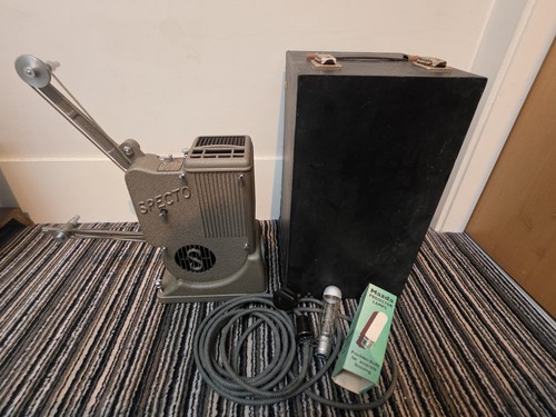 Vintage specto cine projector - vintage,