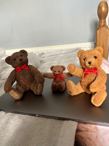 Beau bears paw prints bear - 'paw,