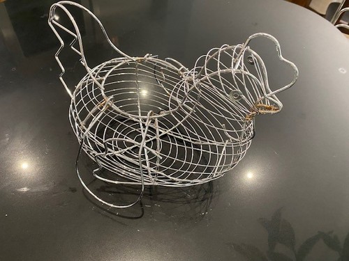 Metal hen egg basket - hen, –
