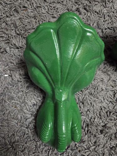 Cast iron claw - cast, bath