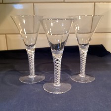 Tudor Crystal - Air Twist -