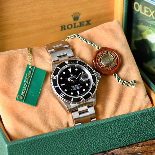 Rolex submariner date - rolex,