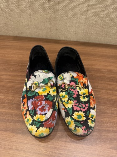 Authentic gucci flats - authentic, floral