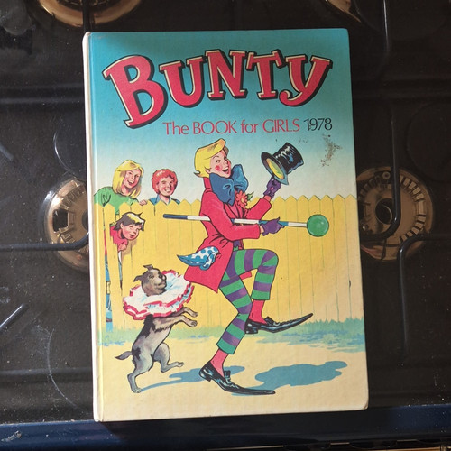 Bunty the book for girls - book, 1978