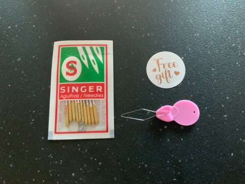 Singer domestic sewing machine - sewing,