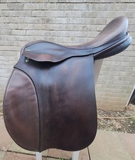 Ideal Working Hunter Saddle Brown  17"