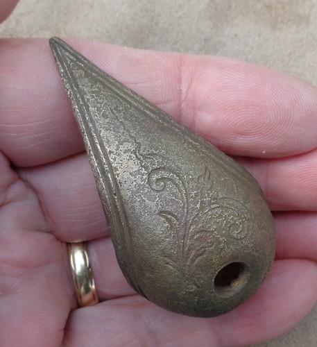 Dug engraved bronze - engraved, stock