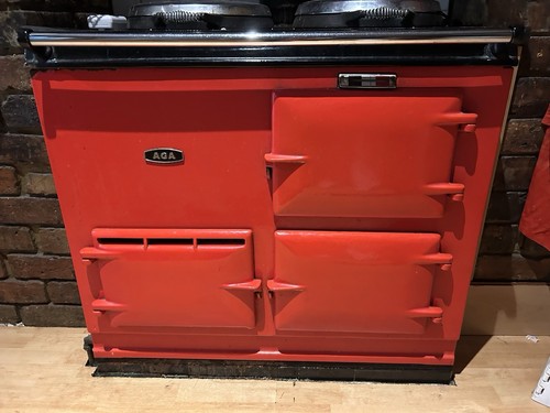 Red aga cook - cook, oven
