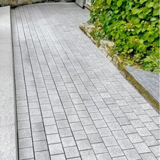 Grey Granite Cobble Setts 10cm
