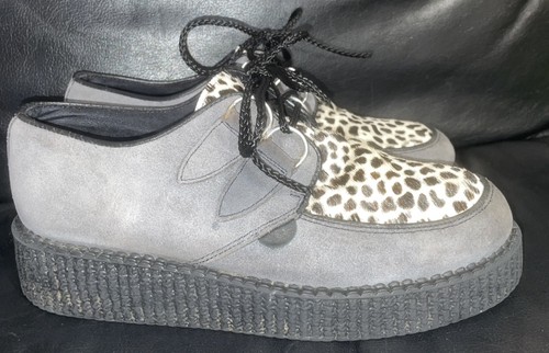 Ladies size grey suede - size, 5.5-6