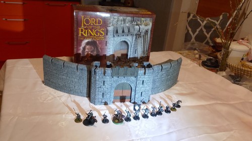 Lord the rings helms - lord, deep