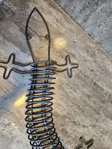 Retro wall hanging lizard - retro,