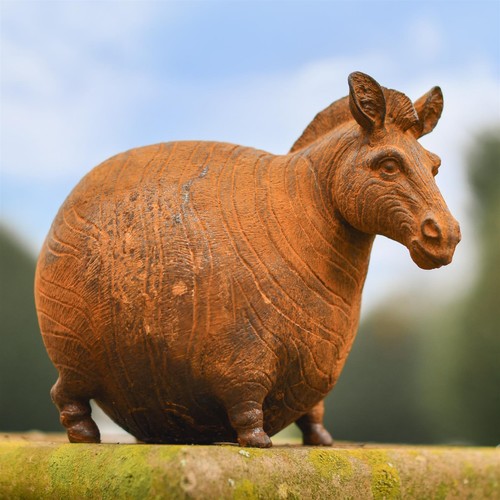 Rustic cast iron round - iron, zebra