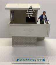 C SCALEXTRIC TRI-ANG VINTAGE BUILT KIT K704 MARSHAL'S HUT & MARSHAL