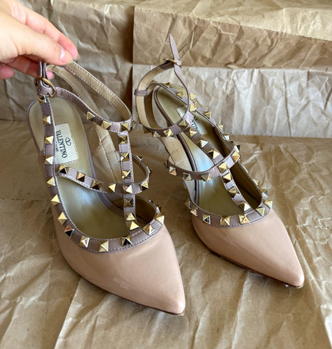 Valentino garavani rockstud - valentino,