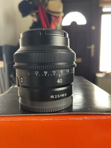 Sony 40mm g - g, sel40f25g