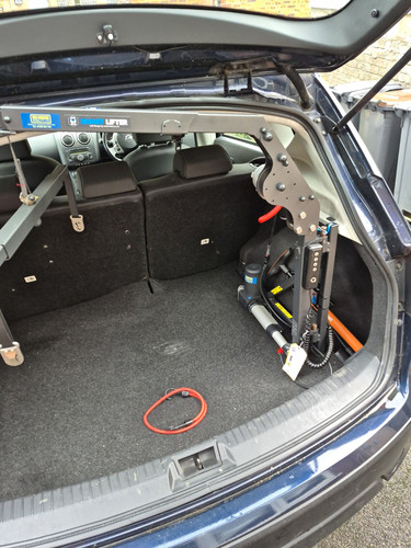 Car hoist lifting bar for - bar,