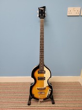Vintage VVB4 Violin Electric