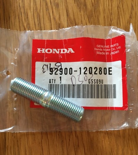 Honda rear sprocket stud - , cb500