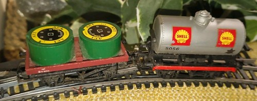 Tri ang ton wagon with - 13,