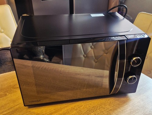 Toshiba black mirror - black,