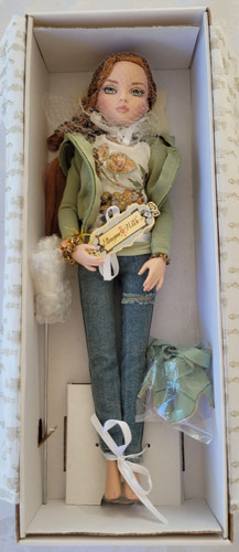 Lowyne wilde doll nothing - lowyne,