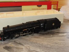 BZ331: Hornby R2426 PRINCESS ROYAL CLASS PRINCESS ELIZABETH LIMITED ED - NEW