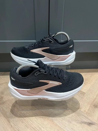 Brooks ghost max black rose
