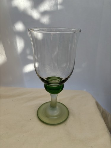 Green stem wine glass inch - stem, 7