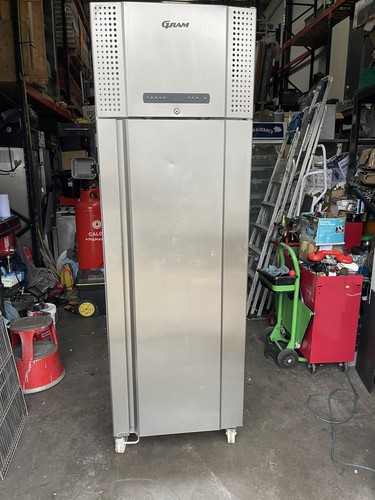 Gram 660 freezer commercial - gram,