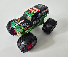 Monster Jam GRAVE DIGGER