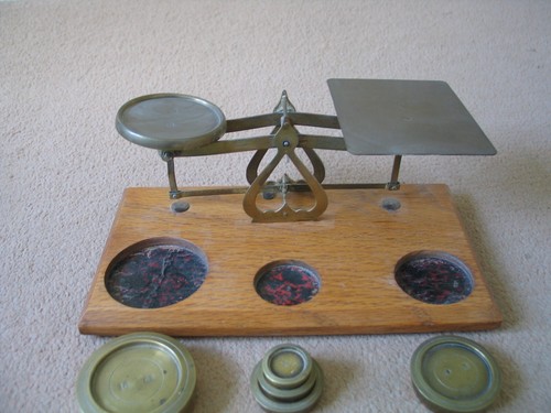 Antique brass weighing - , /