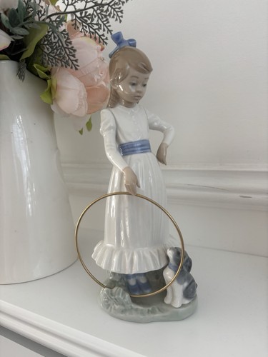 Nao lladro girl with puppy - nao,
