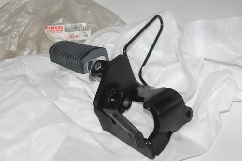 Right footrest support - footrest, pr