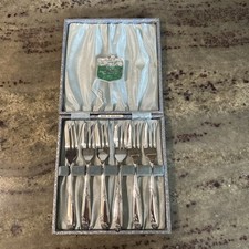 Vintage Boxed Set of 6 Warwick