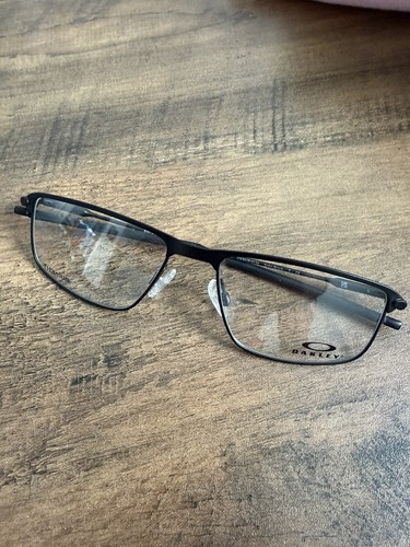 New oakley socket - oakley, ti