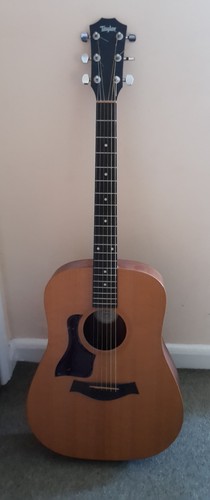 Taylor acoustic guitar 306 - taylor,