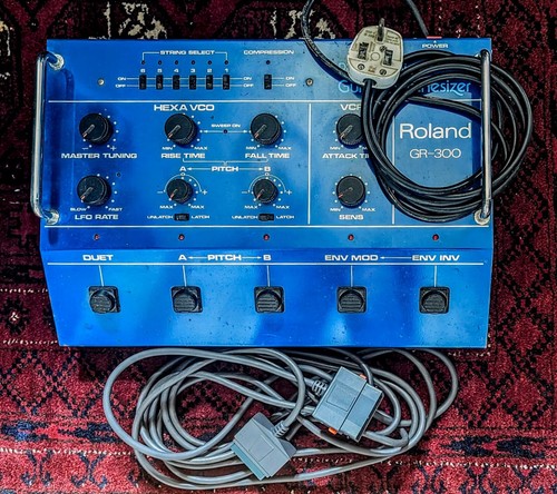Roland gr300 analogue guitar - gr300,