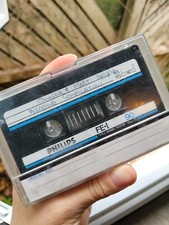 Cassette Philips. Songs recorded on cassette. Your Song. Cherish. Texas 