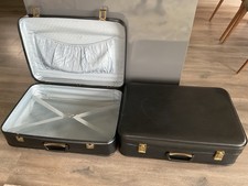 2 x Vintage Retro Suitcases -