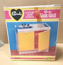 Vintage 1980's Sindy Doll