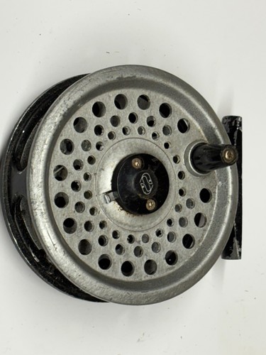 Old intrepid rimfly fly - old,
