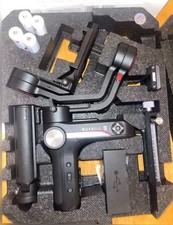 Zhiyun weebill s gimbal, extra batteries included