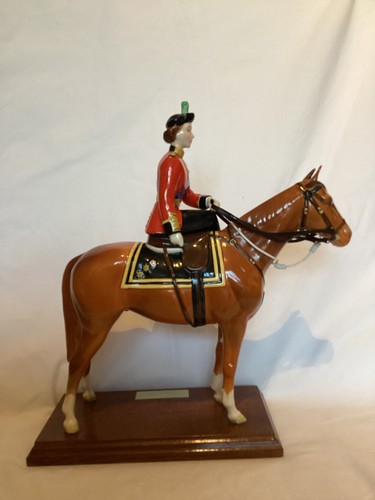 Beswick horse queen trooping - horse,