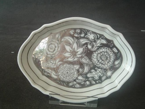Wedgwood silver lustre susie - wedgwood, "silver