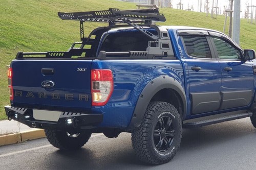 Toyota hilux combat roll - combat,