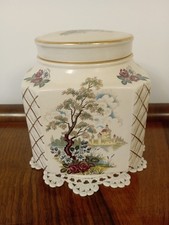 Vintage sadler lidded - lidded, square
